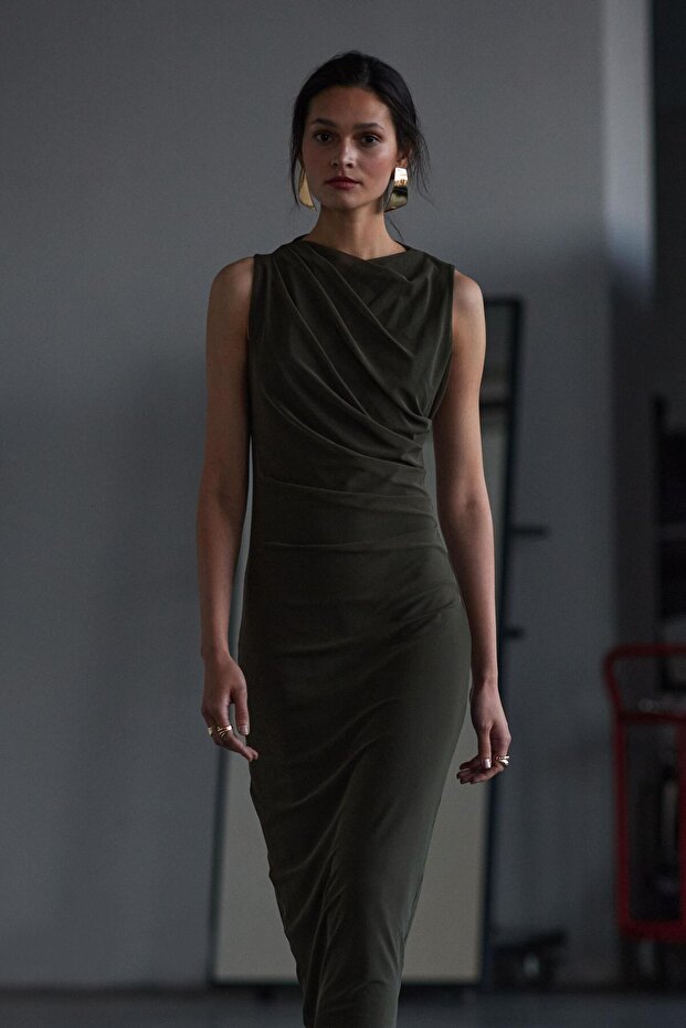 Drapeli Tül Elbise - 3