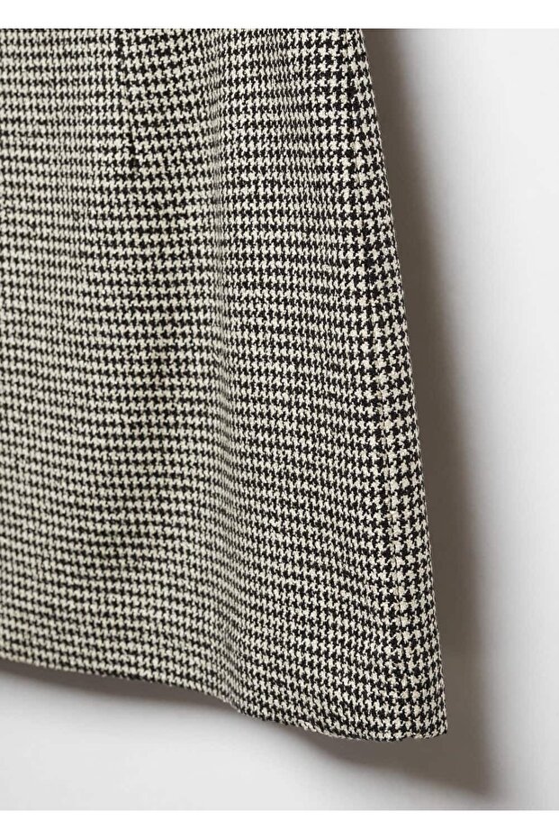 Straight Cut Houndstooth Patterned Mini Skirt - 6