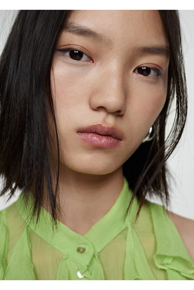 Yarı transparan volanlı bluz - 8