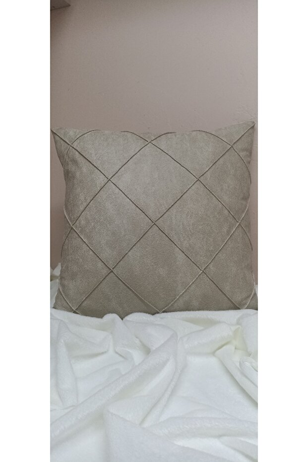 غطاء وسادة مزخرف من Nubuck Cream