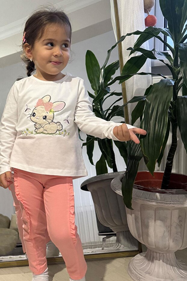 1-4 Years Old Girl's Cute Embroidered Bunny Set - Ecru