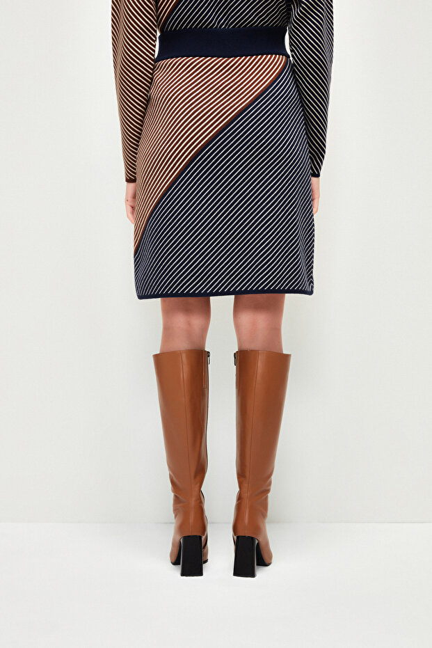 Çizgili Triko Etek - 7