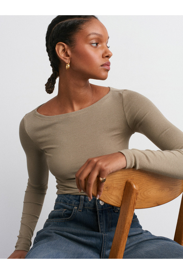 31332 Boat Neck Long Sleeve Top-Khaki