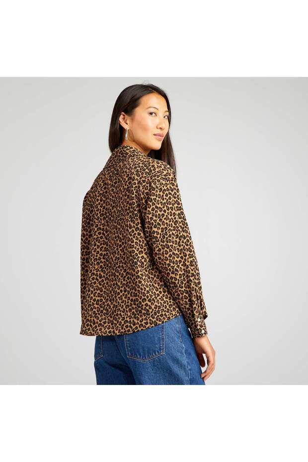 بلوزة فضفاضة باللون البيج - 3