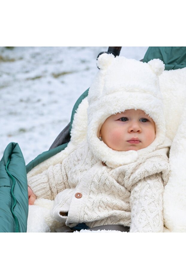 قبعة الشتاء مع الأذنين - 1