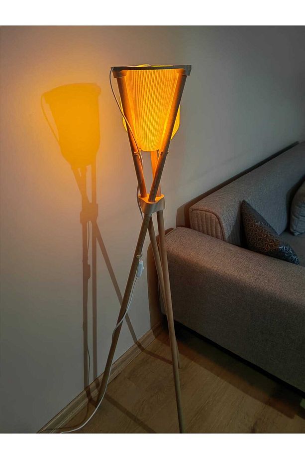 Natura Ahşap Ayaklı Modern Tripod Lambader, 3 Boyutlu Yazıcı ile Üretilen Doğa Dostu Şık Aydınlatma - 2