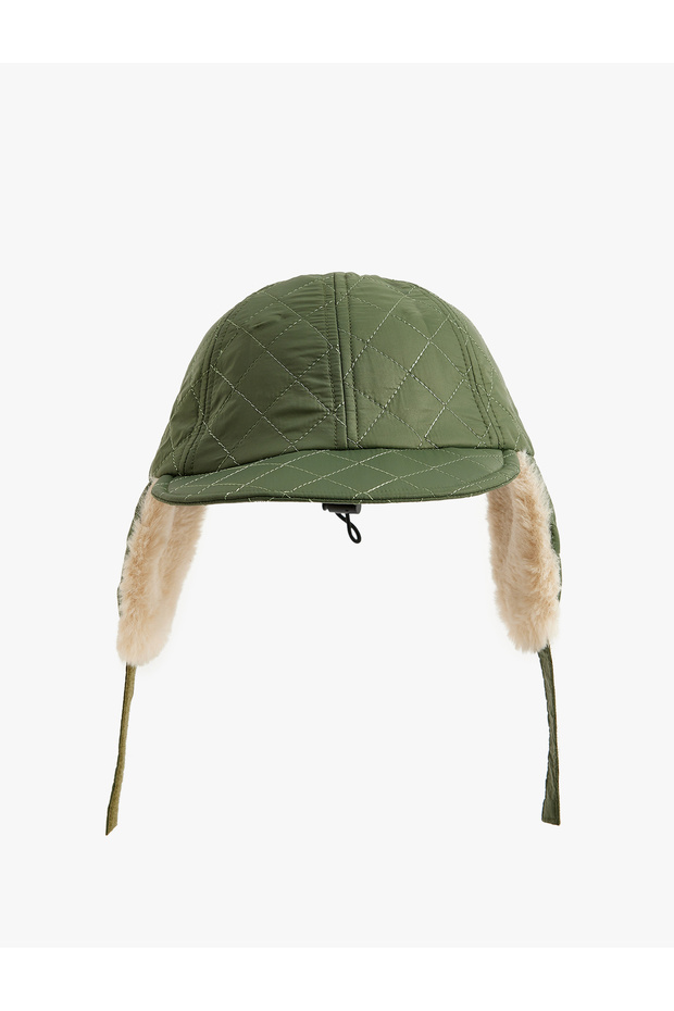Pilot hat with polar fleece detail and ear flaps