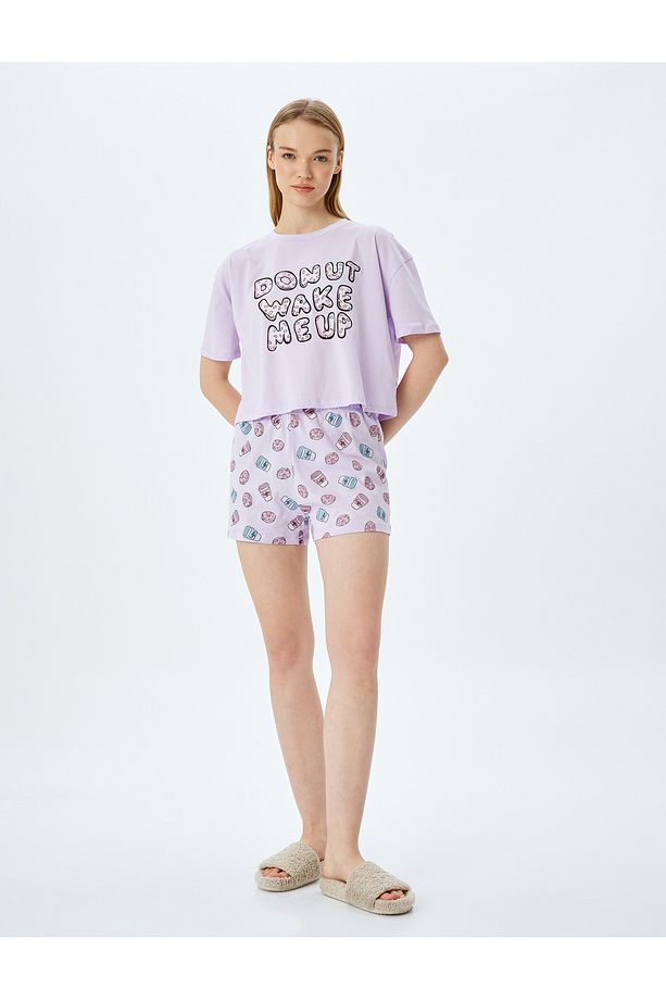 Pamuklu Baskılı Şortlu Pijama Takımı - 3