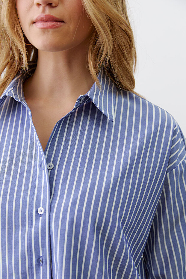 Yırtmaçlı Oversize Gömlek - 4