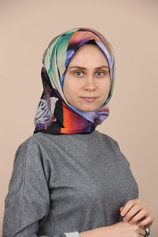 912 وشاح أكر سبورت تويل7515797