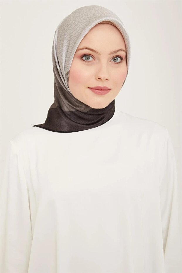 03 وشاح سورة سيلكيمولو موديل: 9111D