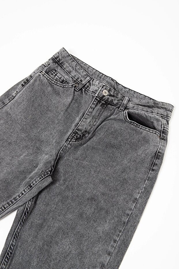 Gray Washed Basic Jeans - 5
