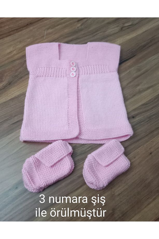 El örgüsü bebek yeleği ve patik - 2