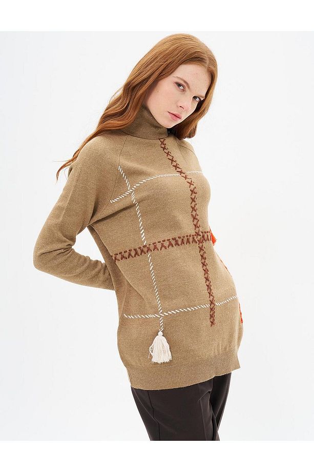 Nakış İşlemeli Triko Tunik Sütlü Kahve - 4