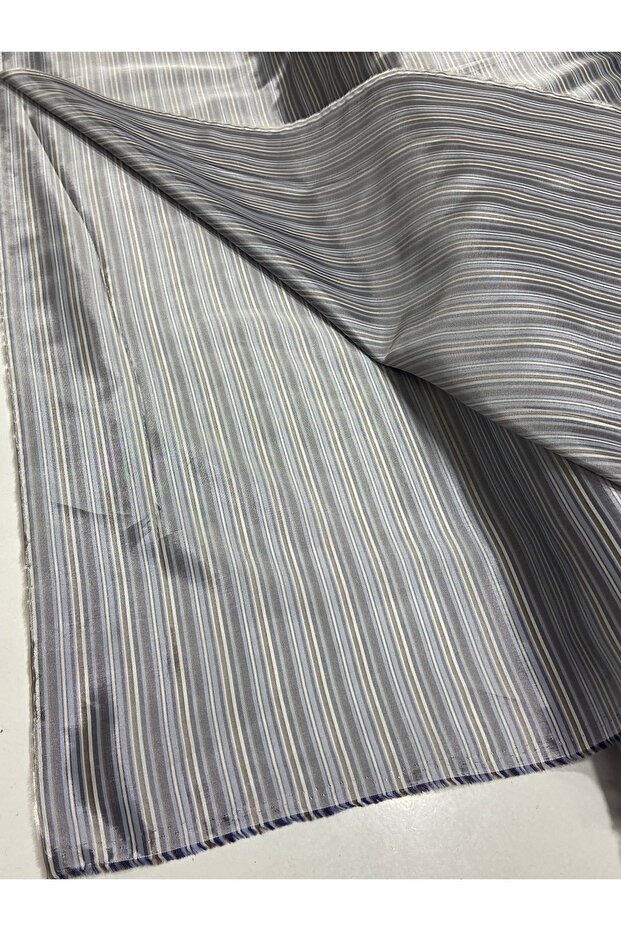 Patterned Imported Lining/ Jacket Coat Lining/ Width: 1.40 cm / Length 1 Meter - 7