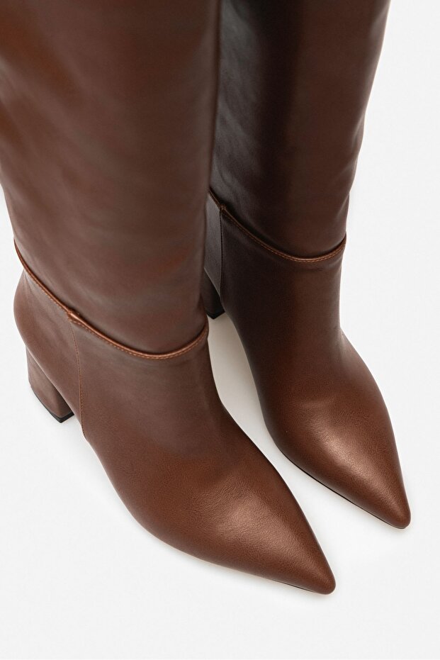 Berny Tan Matt hegyes orrú női sarkú csizma - 8