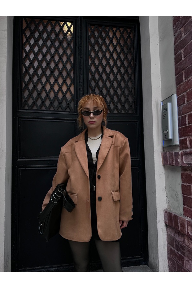 سترة بليزر مبطنة من جلد الغزال بريميوم تريند - 3