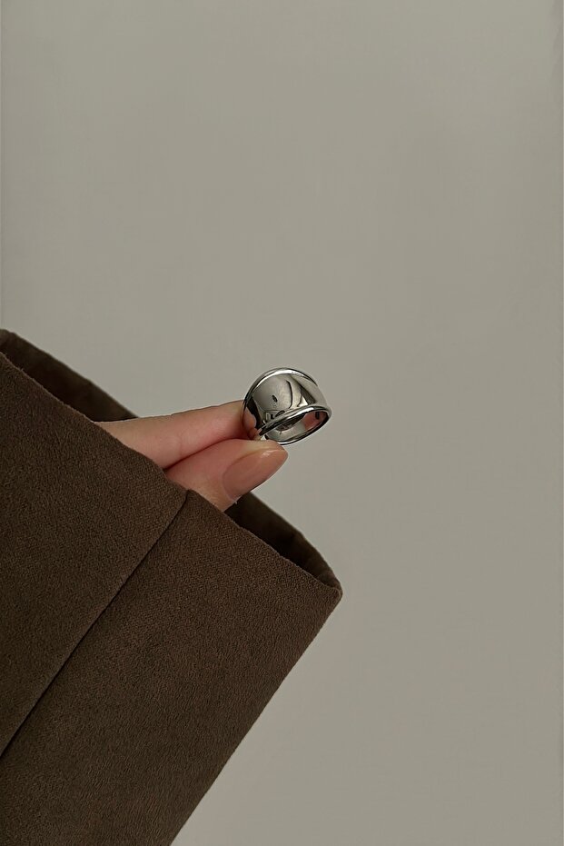 Wavy Adjustable Ring - 2