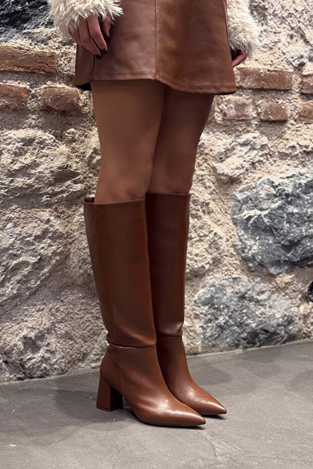 Damskie buty na obcasie Briar Brown Matte Pointed Toe - 7