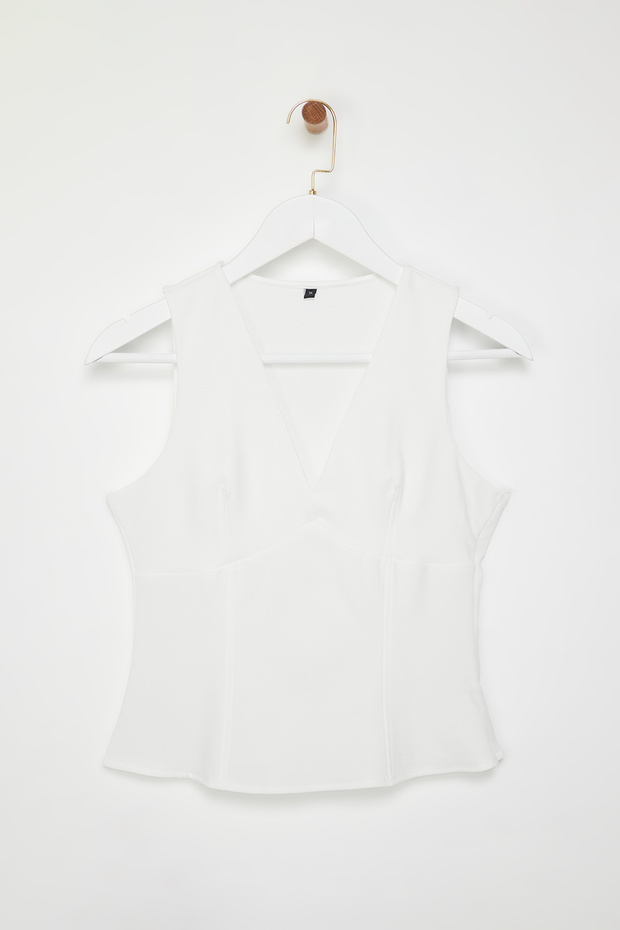 Ekru V Yaka Slim Fit Dokuma Bluz TWOSS25BZ00055 - 6