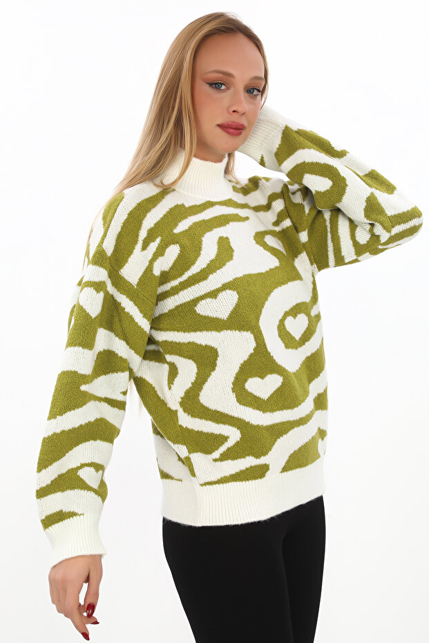 Leopard Pattern Oversize Turtleneck Sweater - 4