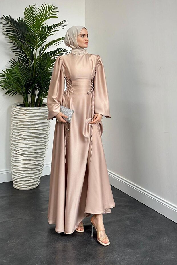 Orya Satin Evening Dress with Sides Squeeze Cream