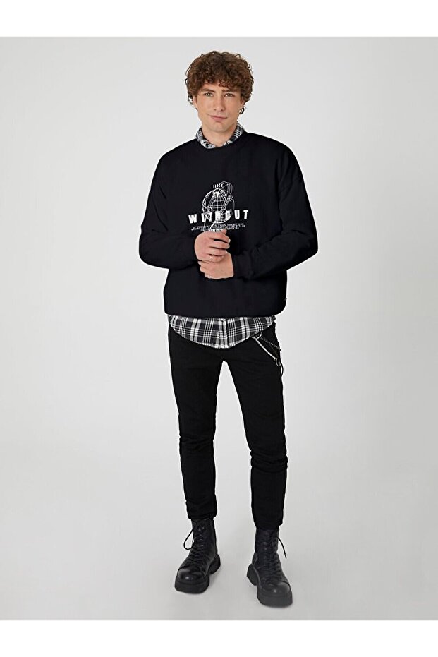 Grafik Baskılı Siyah Sweatshırt - 1