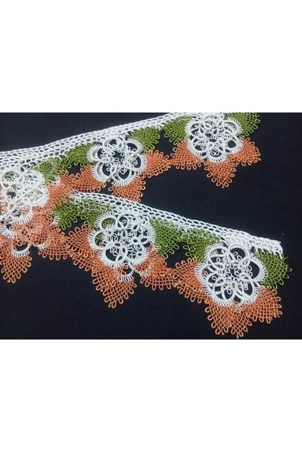 Needlepointed Towel Edge