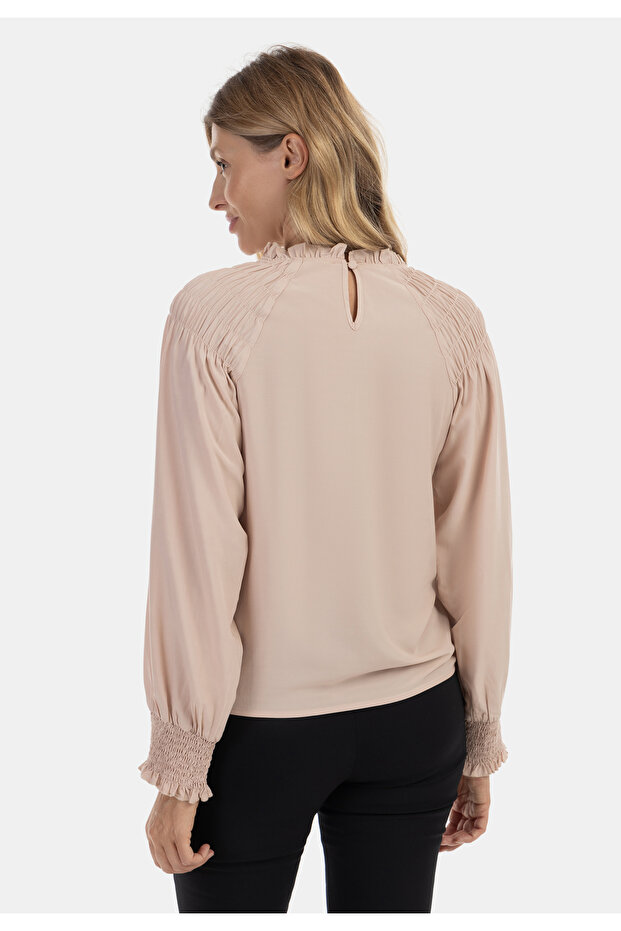 Μπλουζέν - 4