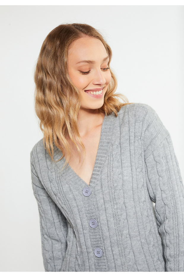 Strickjacke mit Knöpfen - 5