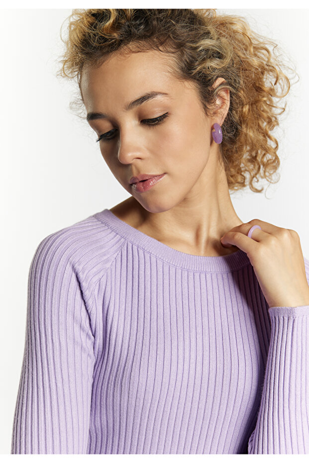 Rückenfreier Pullover - 5