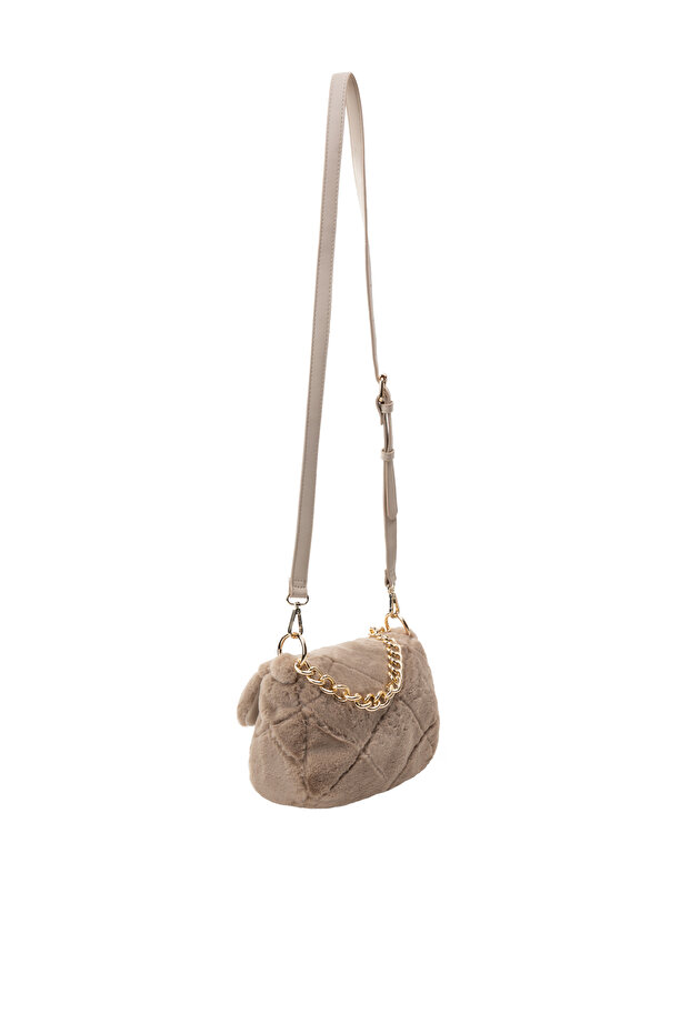 Schultertasche aus Kunstfell - 4