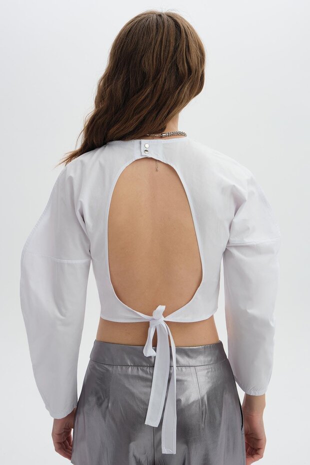 بلوزة ربطة عنق خلفية إكرو - 5