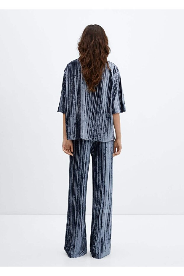 Kadife Pilili Tişört - 4