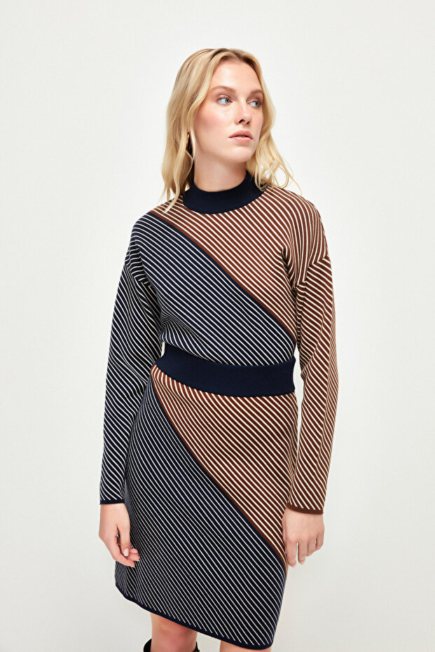 Çizgili Triko Etek - 5