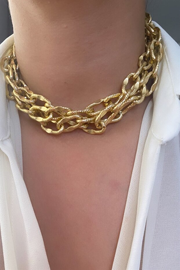 Crush Embroidered Three Rows Gold Chain Necklace