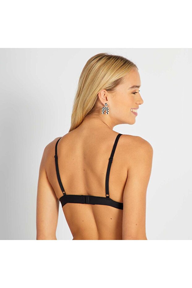 حمالة صدر مثلثة من الدانتيل باللون الأسود - 2