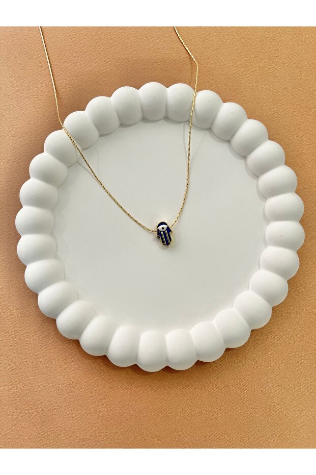Retro Minimal Mother of Fatma Hand Necklace