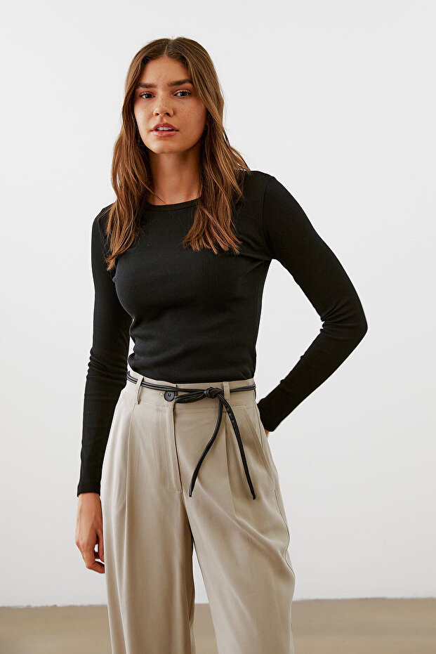 Sıfır Yaka Basic Body - 3