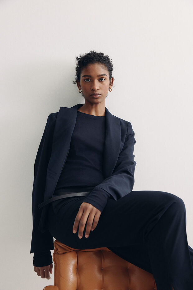 Bedene Oturan Ceket - 1