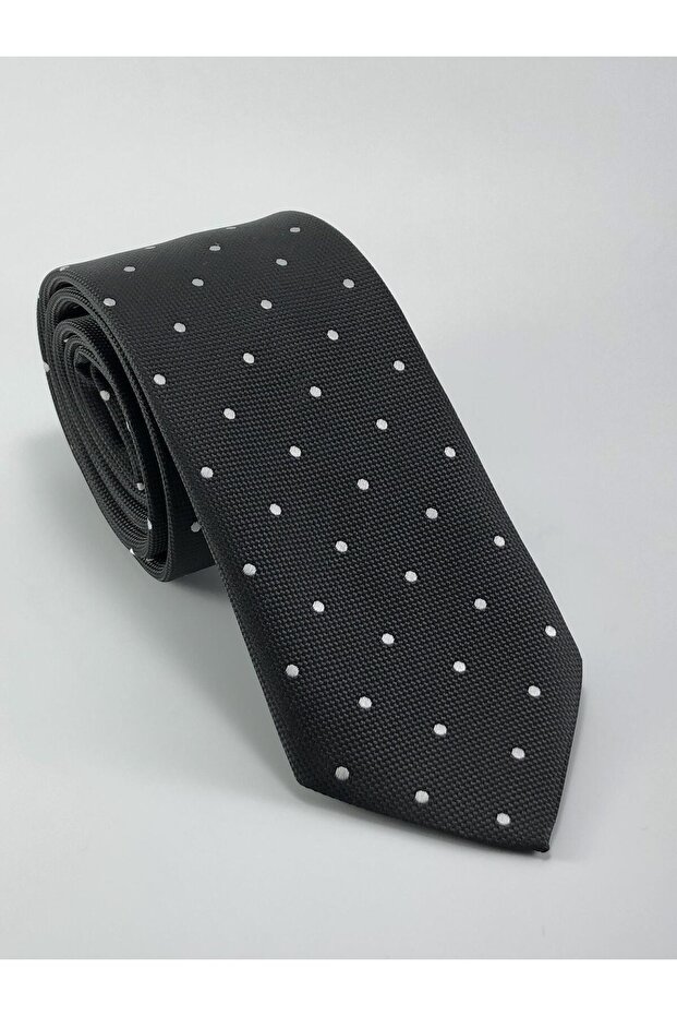Black and White Puntie Tie
