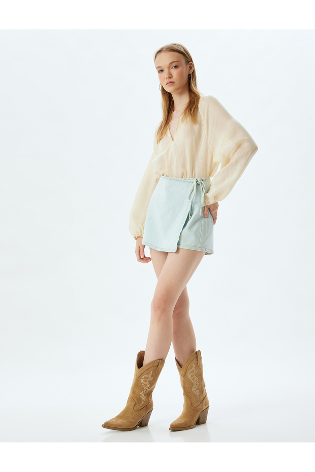 Cotton Comfortable Mini Denim Shorts - Skirt Binding Detail