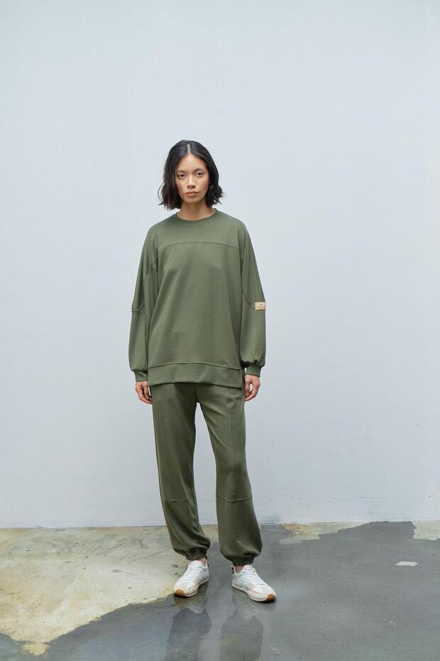 Khaki Women's Jogger Pants and Sleeves Label Detailed Modal Bottom Top Set