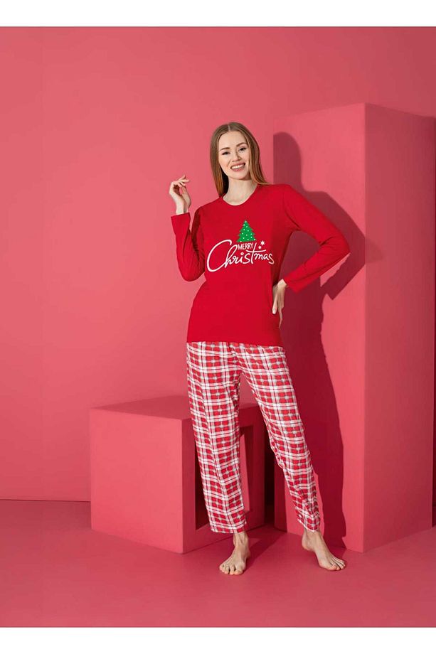 Yılbaşı Desenli Pijama Takımı - 1