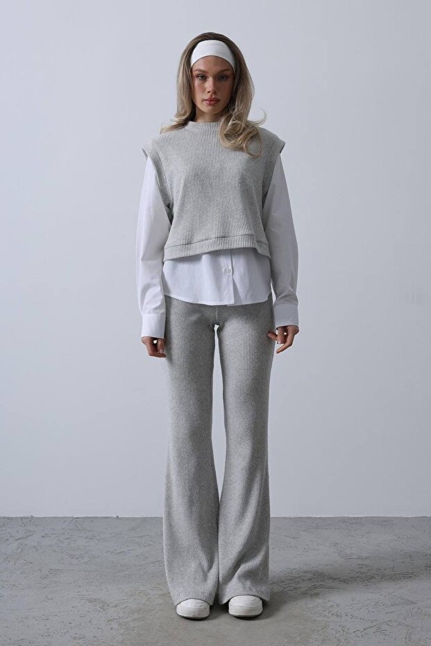 Gömlek Detaylı Gri Örme Triko Takım - 1