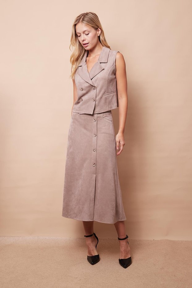 Women's Lightweight Lycra Velvet Fabric German Pocketed Knee-Buttoned Slit Midi Length Long Skirt - Beige