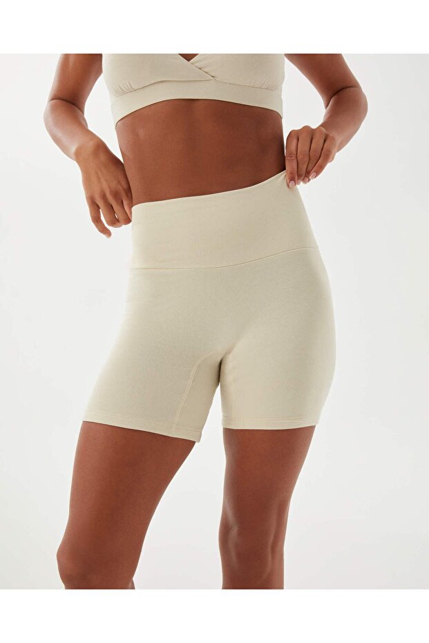 Cream Women Viscous Front Seamless High Waist Biker Leggings Shorts