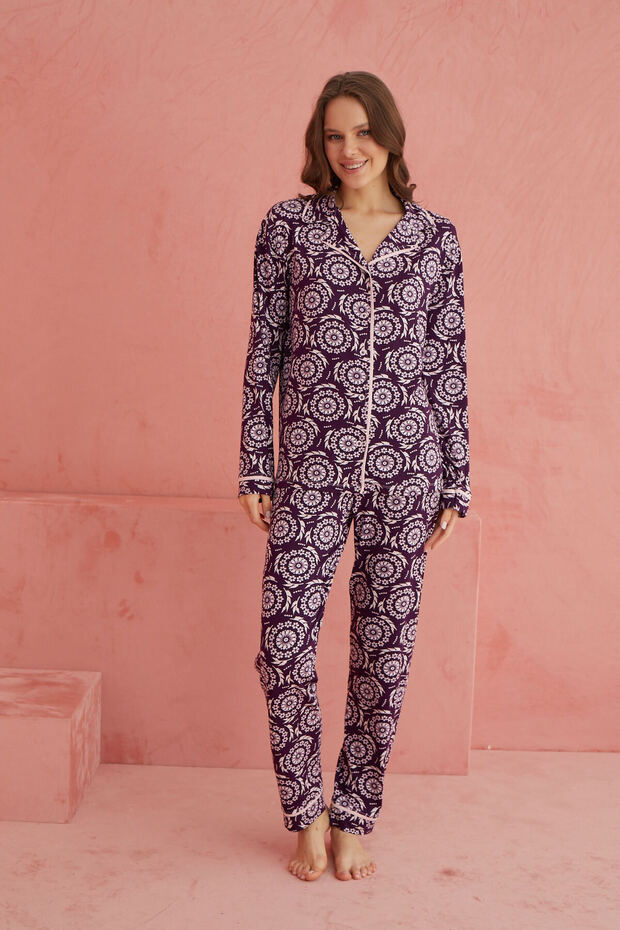 طقم بيجامة فيسكوز منقوشة بأزرار أمامية متعددة الألوان - 2