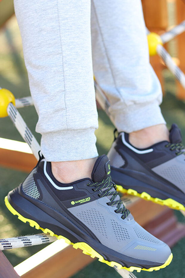 Latest Waterproof Sports Men's Outdoor Shoes
