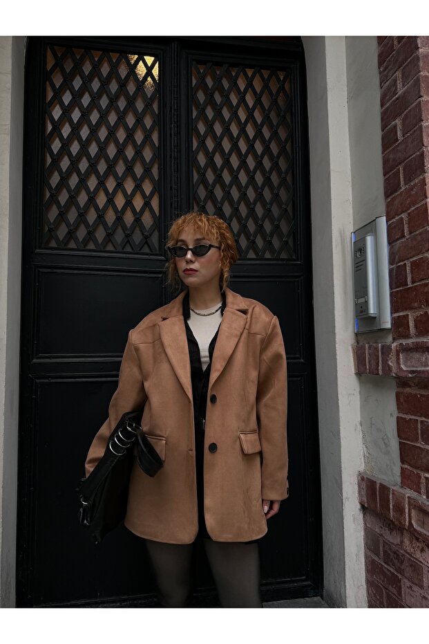 سترة بليزر مبطنة من جلد الغزال بريميوم تريند - 2